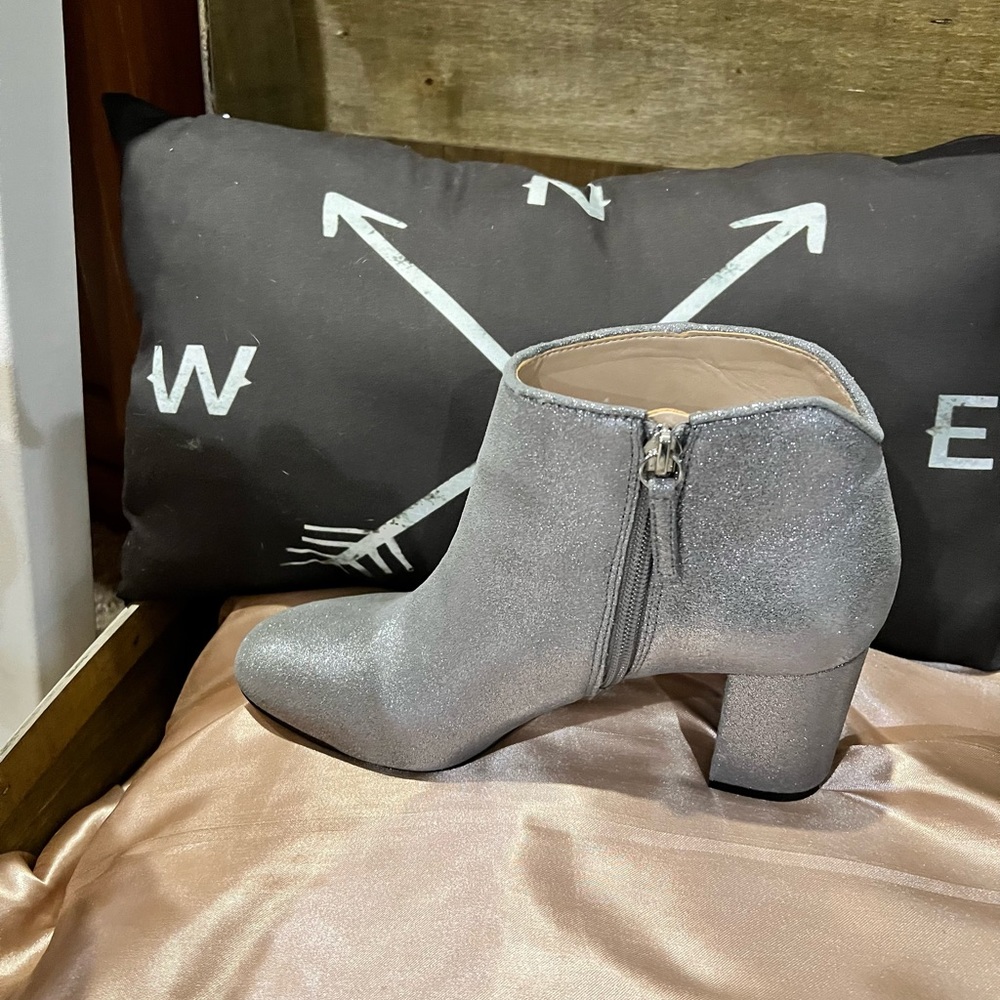 WHBM silver booties - Picture 5 of 8